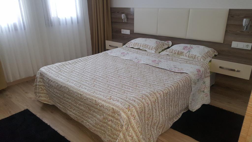 Burak Apart Hotel Fethiye Exterior photo